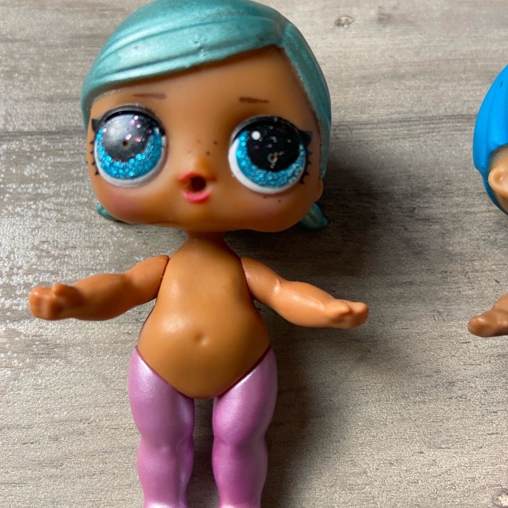 L.O.L. Surprise! Dolls- SLEEPY‎ BONES BABE BABY, and GLAM GLITTER BRR BRRR BABY. - Picture 5 of 6